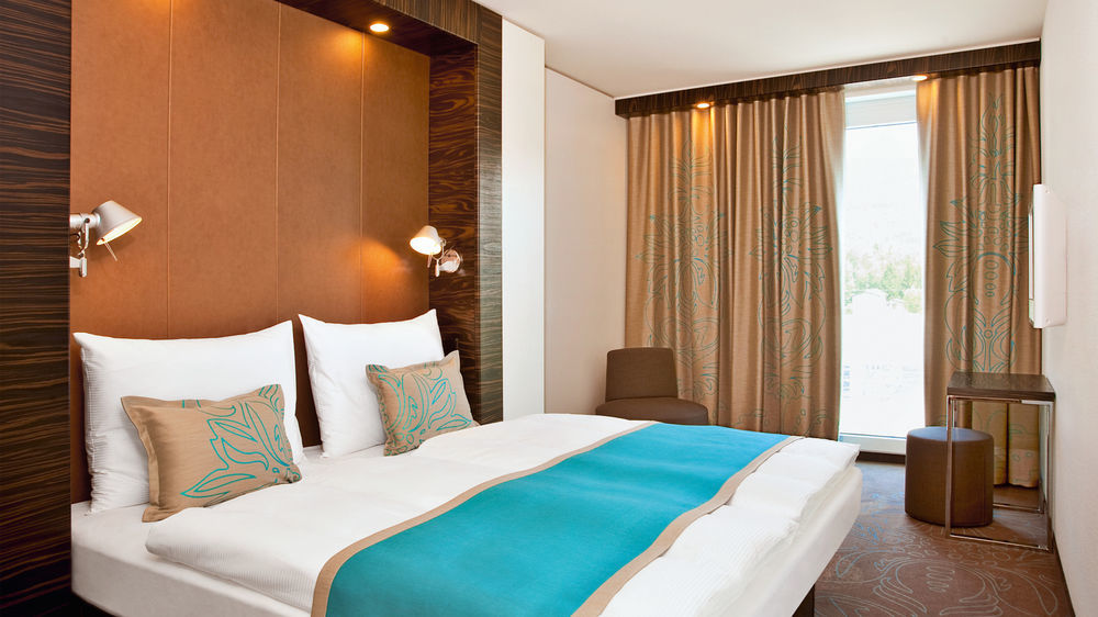 Motel One Frankfurt Airport Frankfurt am Main Ngoại thất bức ảnh